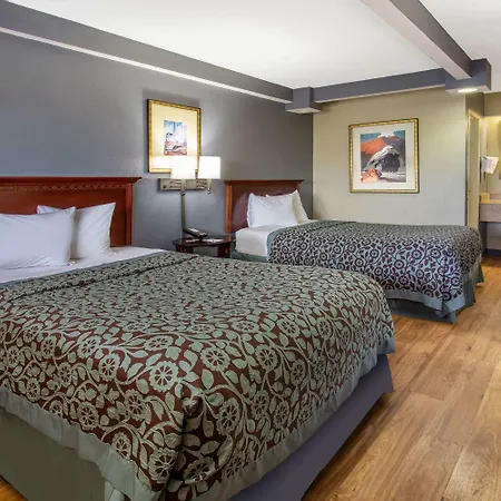Travelodge By Wyndham South Holland
