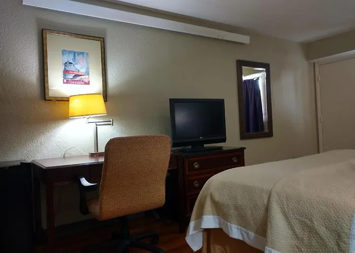 Travelodge By Wyndham South Holland